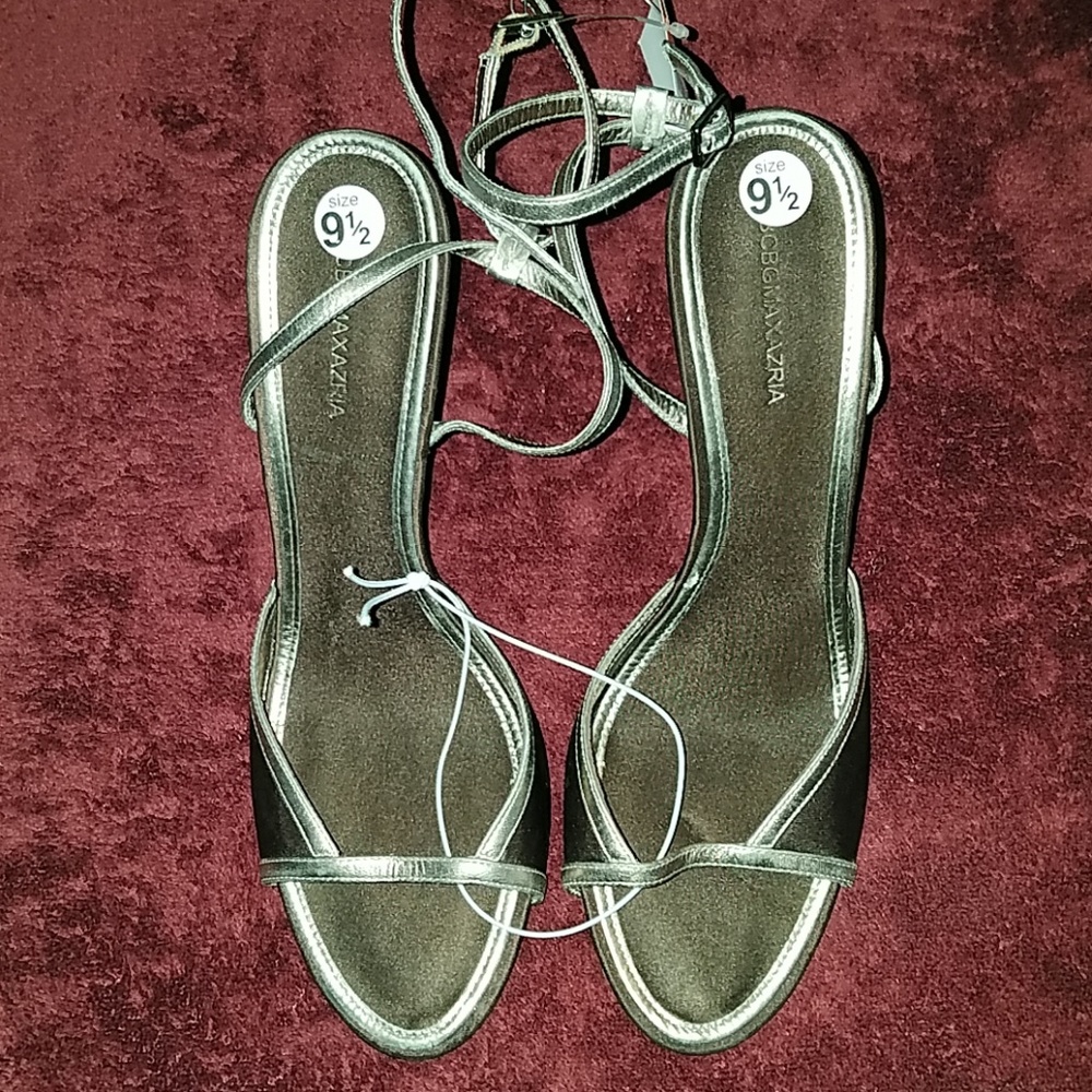 NWT BCBGMAXAZRIA SHOES. SIZE 9.5